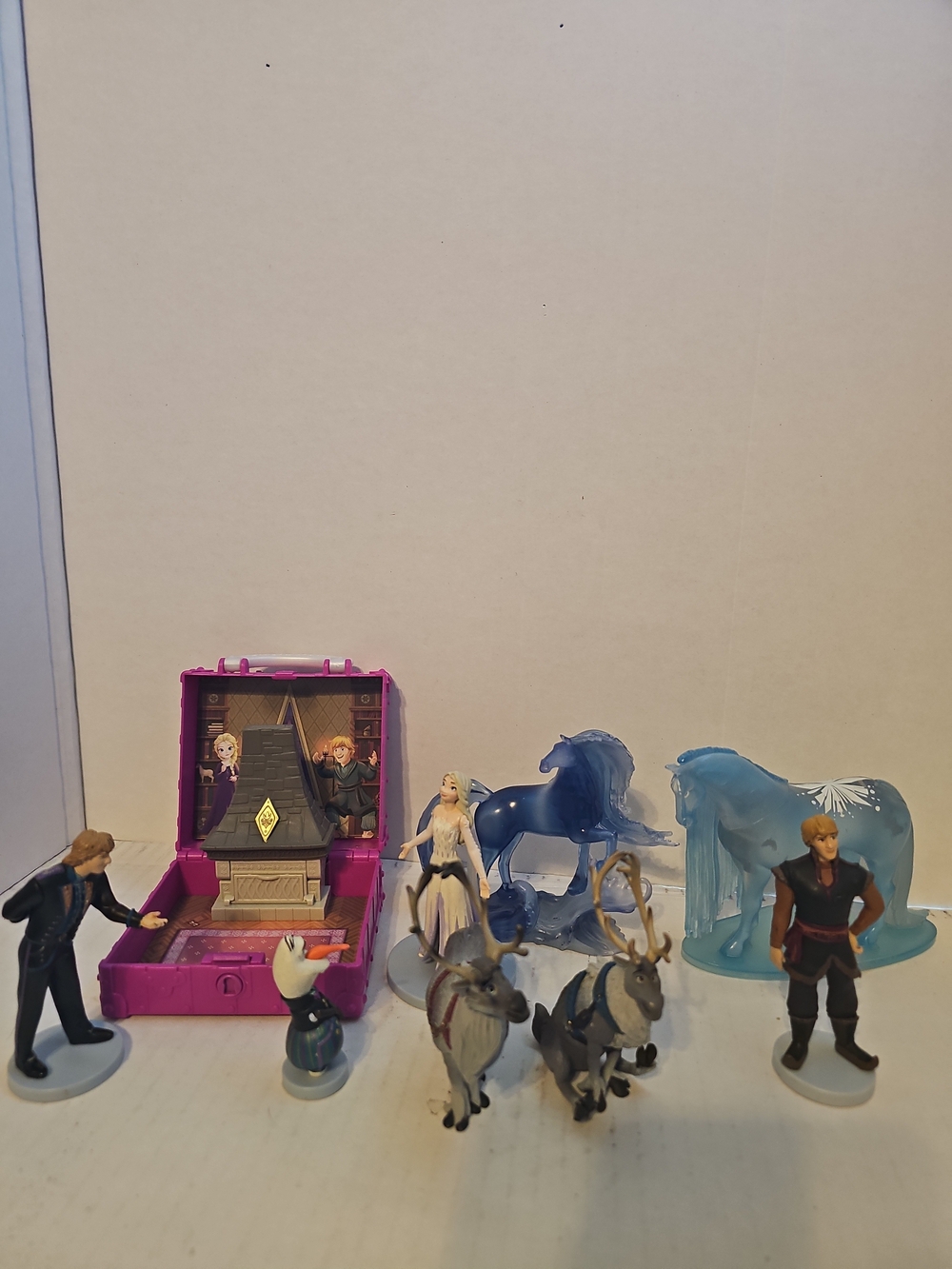 Disney Frozen II Figurine Set with Blue and Purple Play Case